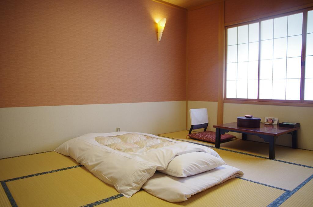 Hotel Konji Ryokan Takayama  Zimmer foto