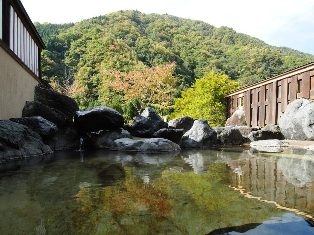 Hotel Konji Ryokan Takayama  Exterior foto